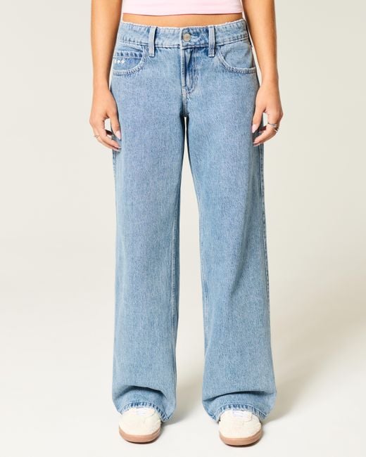 Hollister Blue Low Rise Baggy-Jeans in mittlerer Waschung mit bestickten Früchten
