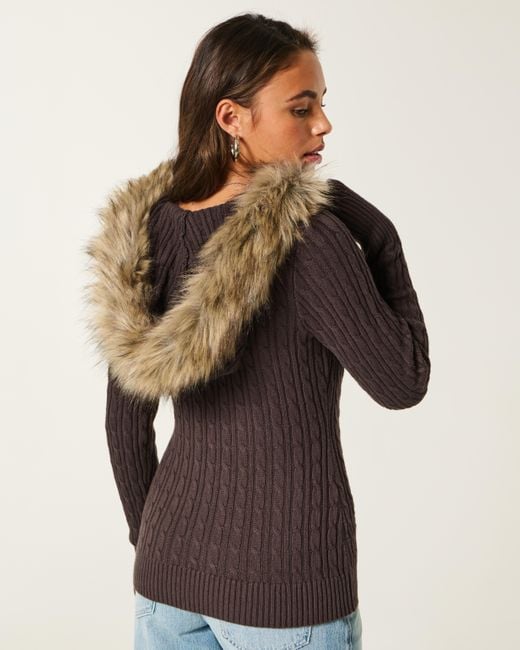 Faux Fur Trim Cable-Knit Poncho | Casual Woman's Knitted Acrylic Poncho