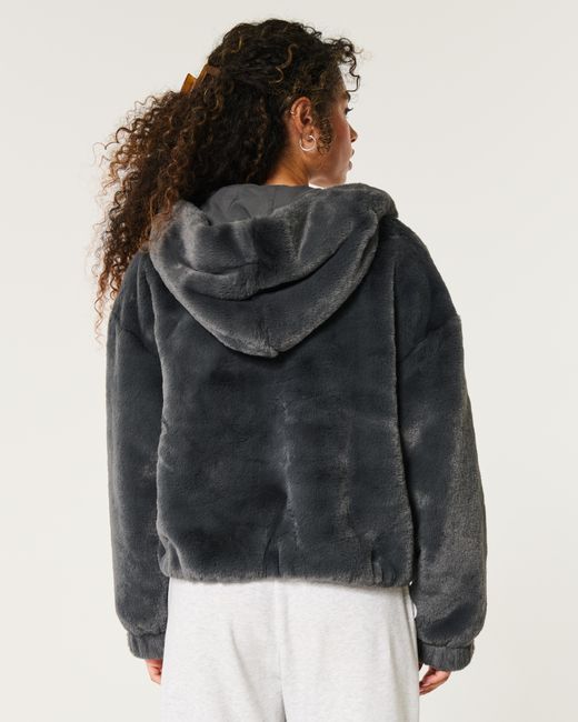 Hollister grey zip up hoodie deals