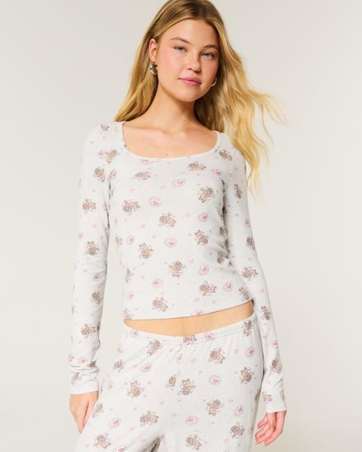 Hollister White Kuscheliges Pyjamaoberteil mit Bärenmuster