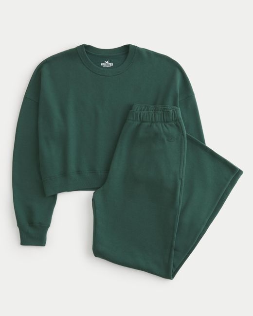 Hollister Green Sweatshirt & Wide-leg Sweatpants Bundle