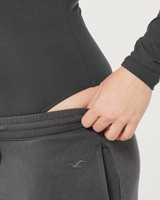 Hollister Gray Rückenfreier Body aus nahtlosem Soft-Stretch-Material