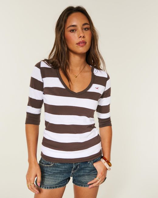 Hollister Gray Half-sleeve Hooded V-neck T-shirt