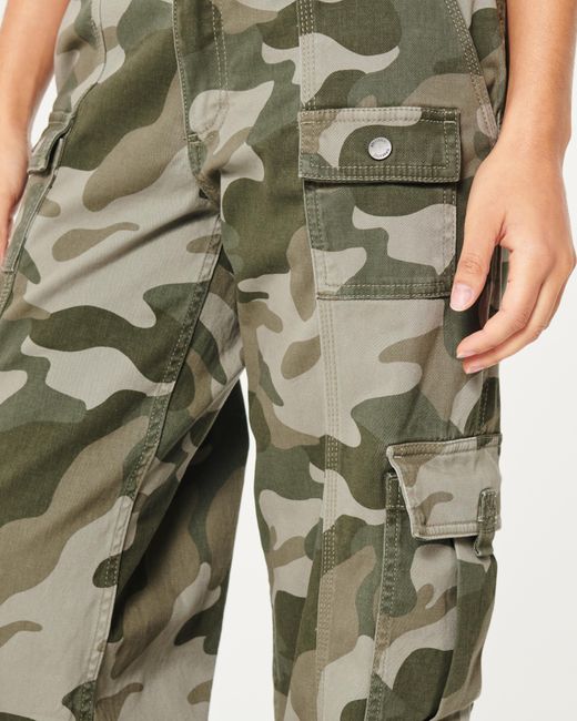 Hollister Green Low-rise Camo 4-pocket Cargo Baggy Pants