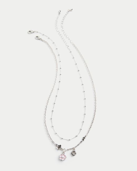 Hollister White Flower Necklace 2-pack