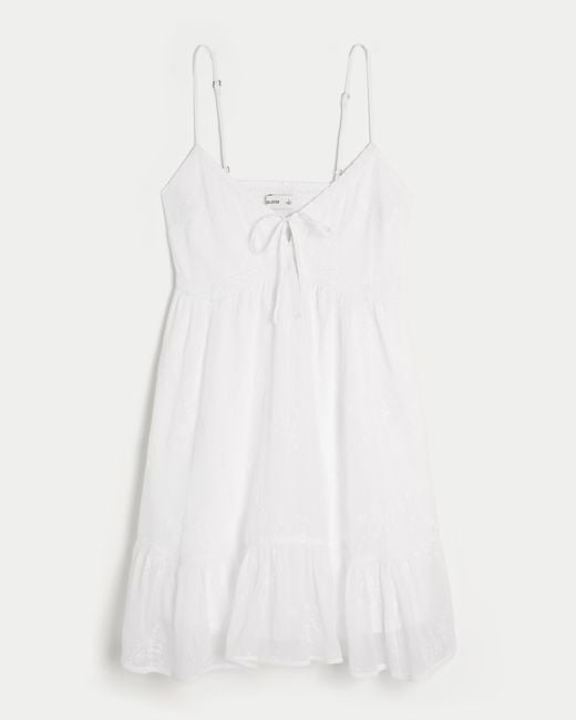 Hollister White Besticktes Minikleid mit asymmetrischem Saum