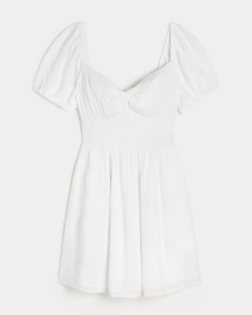 Hollister White Skort-Kleid mit Twist-Element auf der Brust und Schnürung am Rücken