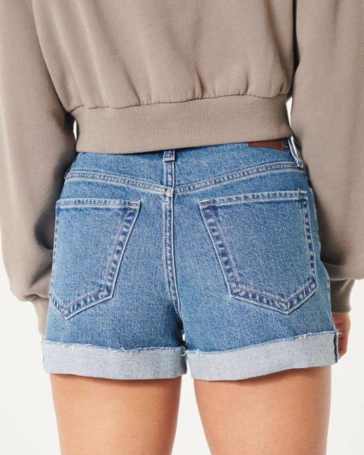Hollister Blue Ultra High Rise Mom-Jeans-Shorts in mittlerer Waschung