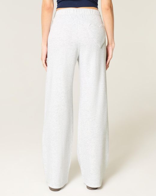 Hollister White Heart Pocket Wide-leg Sweatpants