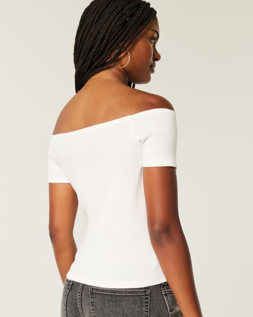 Hollister White Off-the-shoulder Cutesy Graphic Tee