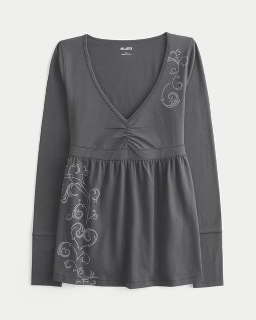 Hollister Gray Long-sleeve Pinch Bust Graphic Babydoll Top