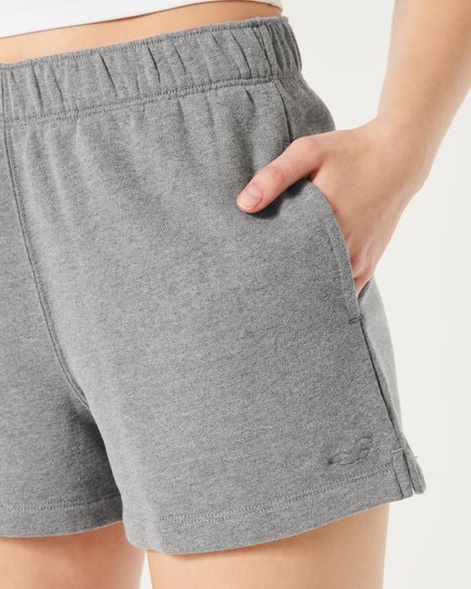 Hollister Gray Dad-Shorts aus Strickmaterial
