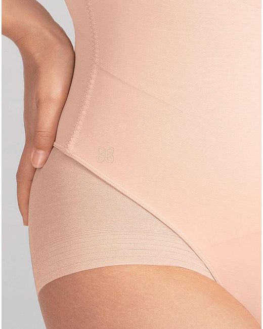 Honeylove Pink Superpower Brief Shorts Shapewear