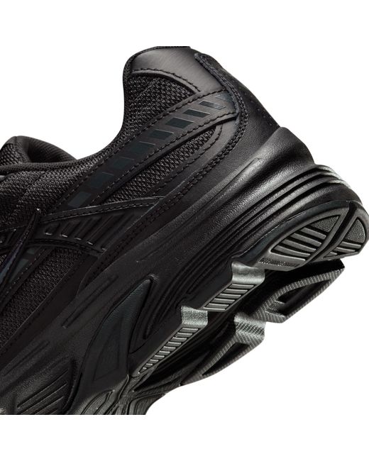 Nike Black Initiator Running Shoe