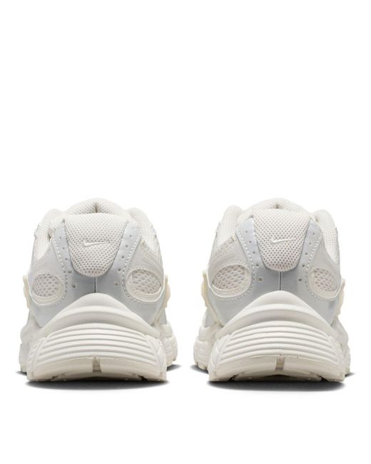 Nike White V5 Rnr