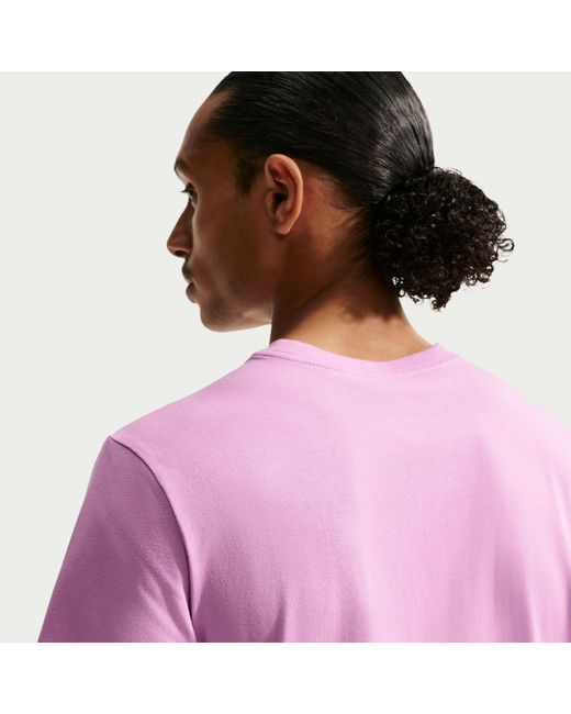 Nike Purple Sportswear Club T-Shirt for men