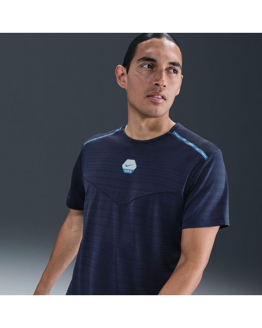 Nike Blue City Run Tee Sn61 for men