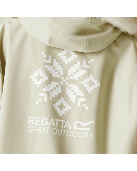 Regatta Green Adults Waterproof Quick-Drying Fleece-Lined Changing Robe