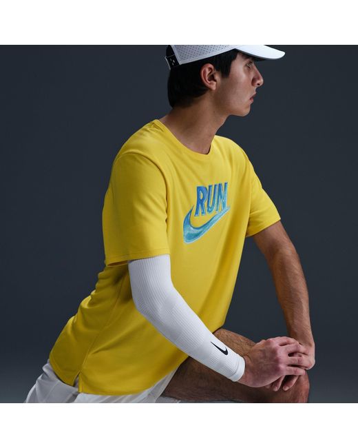 Nike Green Short Sleeve Performance Running Top for men