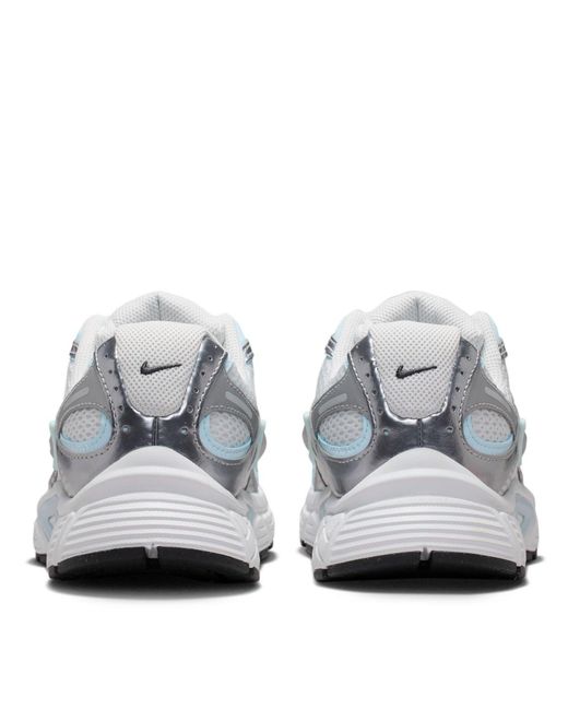 Nike White V5 Runner