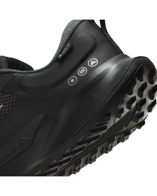 Nike Black Off-Road Trail Running Shoes for men