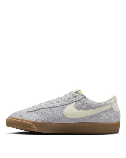 Nike White Blazer Low Trainers