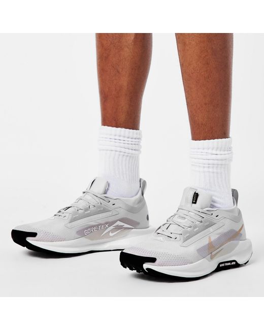 Nike White Pegasus Trail 5 Gore-Tex Running Shoes for men