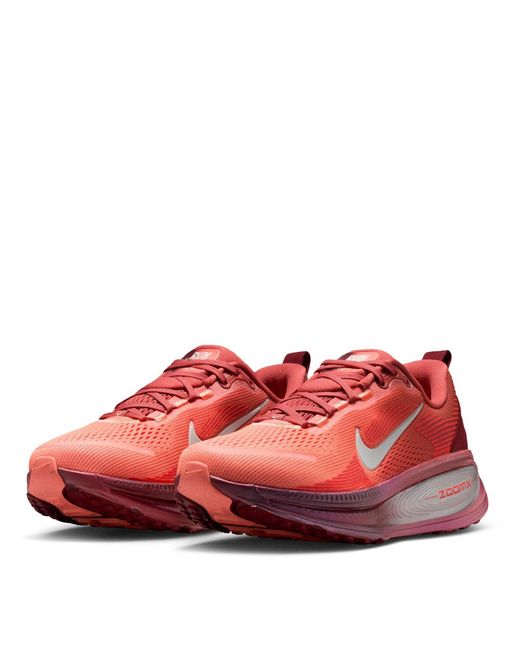 Nike Red Vomero 18 Road Running Shoes