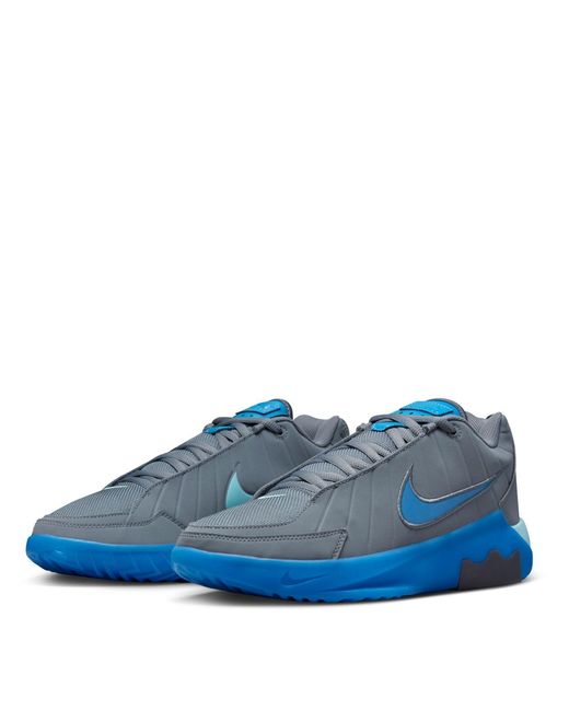 Nike Blue Basketball Trainers for men