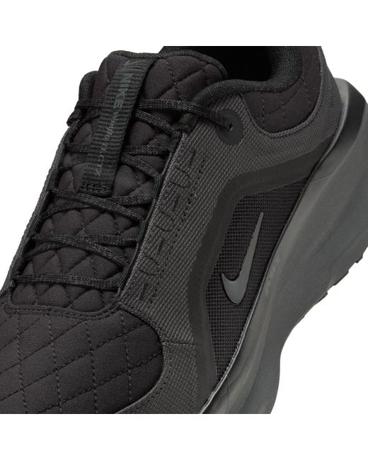 Nike Black Winflo 11 Gore-Tex Weatherized Road Running Shoes for men