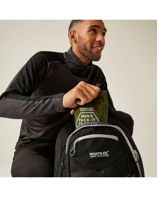 Regatta Green Pack It Iii Waterproof Jacket for men