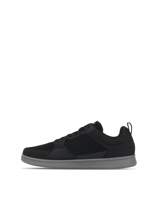 Pinnacle Black Cedar Flat Cycling Shoes for men