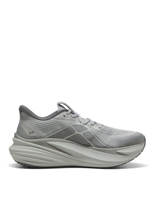 PUMA Gray Magmax Nitro 2 Running Shoes for men