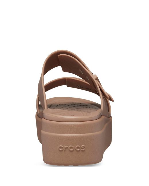 CROCSTM Brown Brooklyn Sandal Low