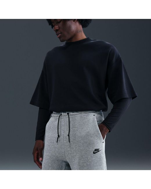Nike Black Sportswear Tech Fleece Shorts for men