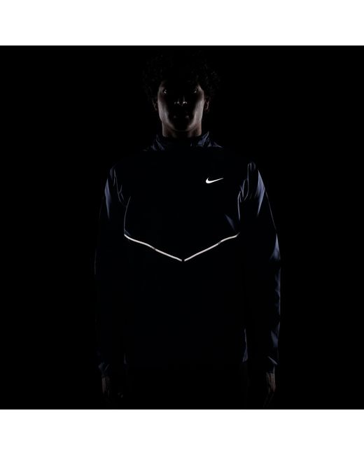 Nike Blue Miler Repel Running Jacket for men