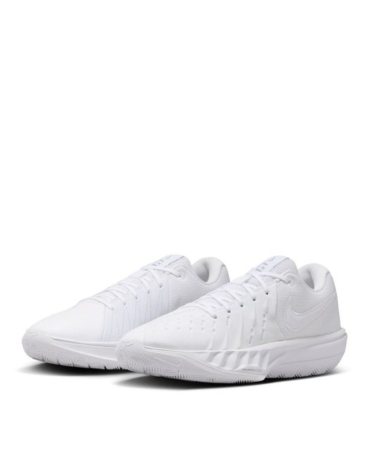 Nike White Basketball Trainers for men