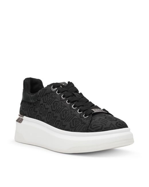 Steve Madden Black Glider 2 Trai