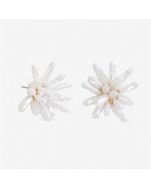 Mood White Statement Pearl Floral Earrings
