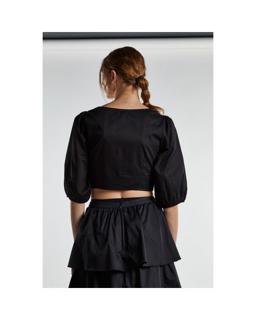 Glamorous Black Twist-Front Crop-Top