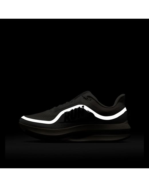 Nike White Pegasus Premium 41S Running Shoes for men