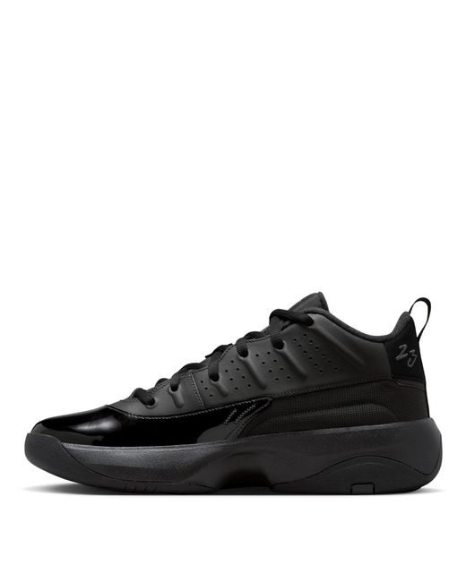 Nike Black Aj Max Aura 7 Shoes for men