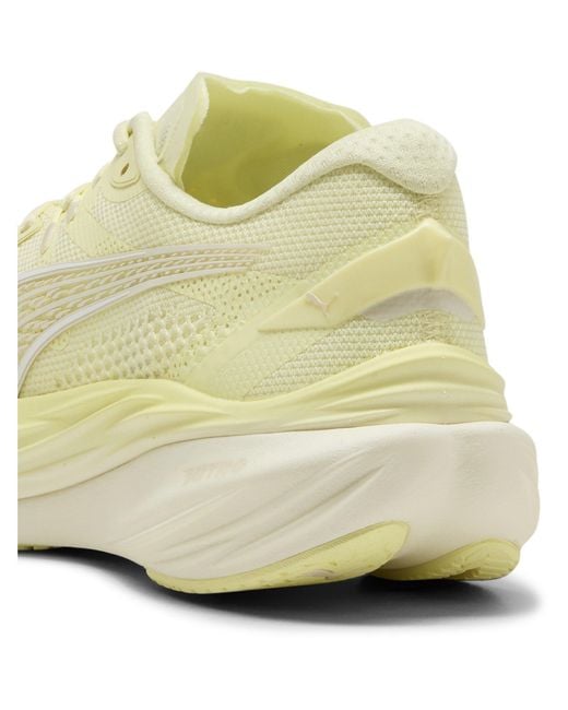 PUMA White Deviate Nitro 3 Fade Road Running Shoes