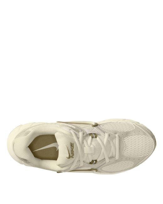Nike White V5 Rnr