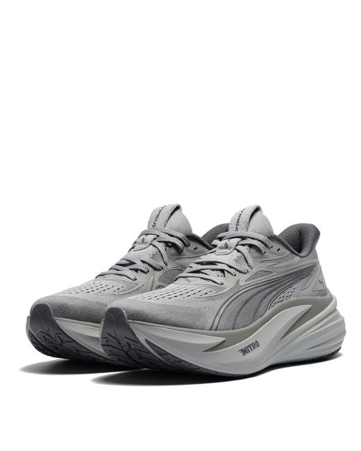 PUMA Gray Magmax Nitro 2 Running Shoes for men