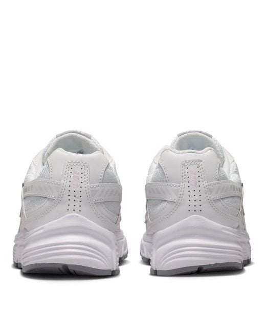 Nike White Initiator Running Shoe