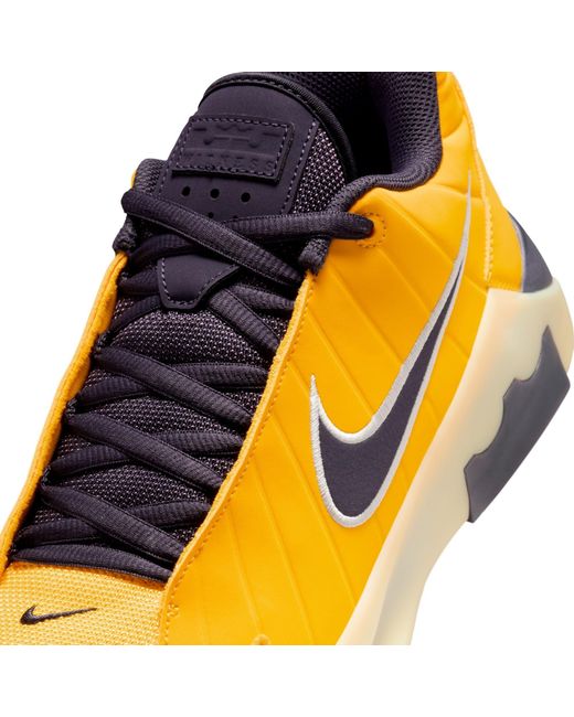 Nike Yellow Basketball Trainers for men
