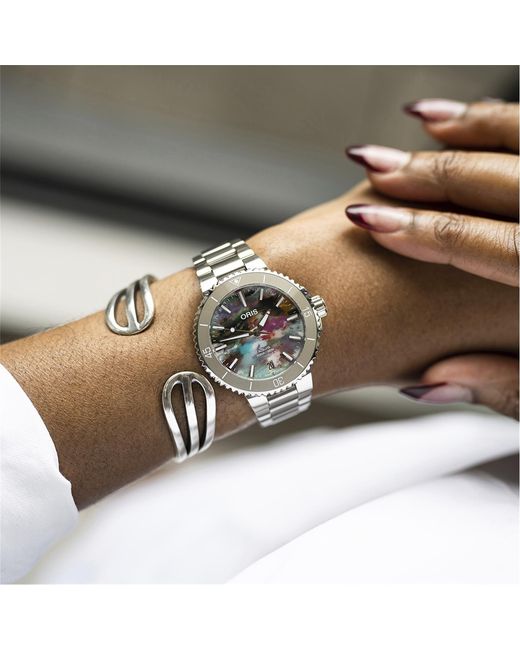 Oris Metallic Date Analogue Quartz Watch for men