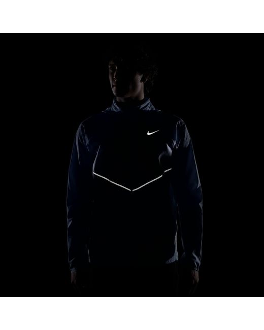 Nike Blue Miler Repel Running Jacket for men