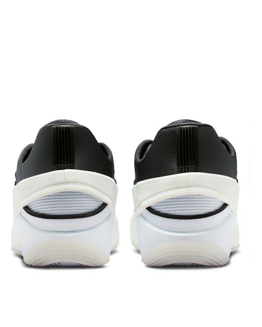 Nike Black Basketball Trainers for men